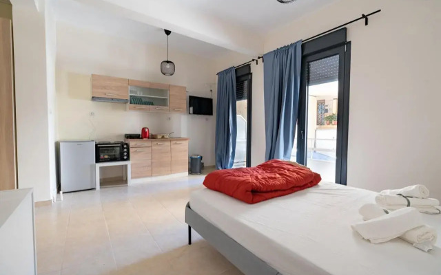 Ag. Ioannis metro station studio 1 bed 2 pers