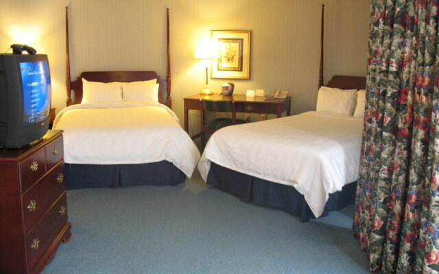 The Quaker Square Inn at The University of Akron