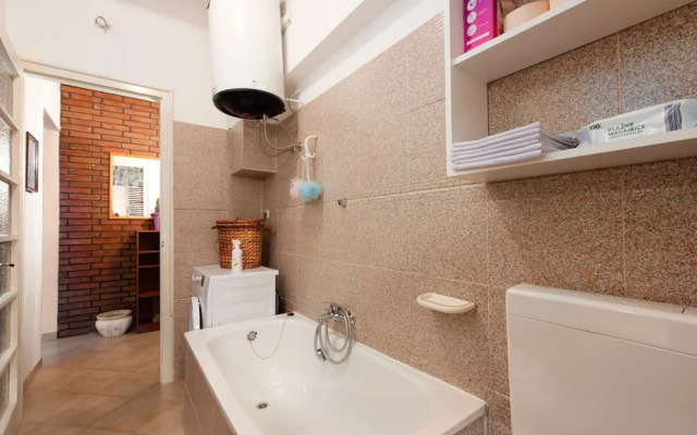 Elegant Lovran Apartment With Large Outdoor Area