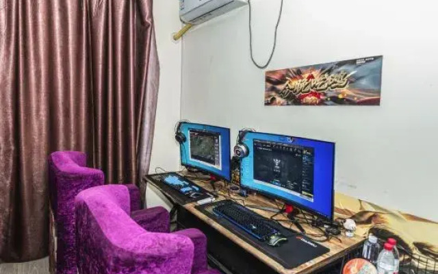 Sili Carl Visual Hotel