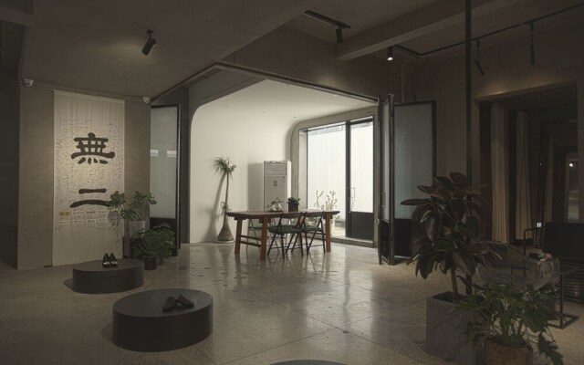 Unique Space Design Art Hotel