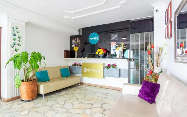 Bugatier ApartaHotel