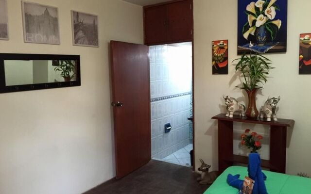 Airport Express Homestay