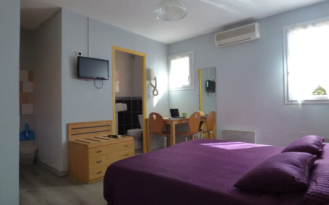 AppartHotel Festival Sud Suites - Gare TGV