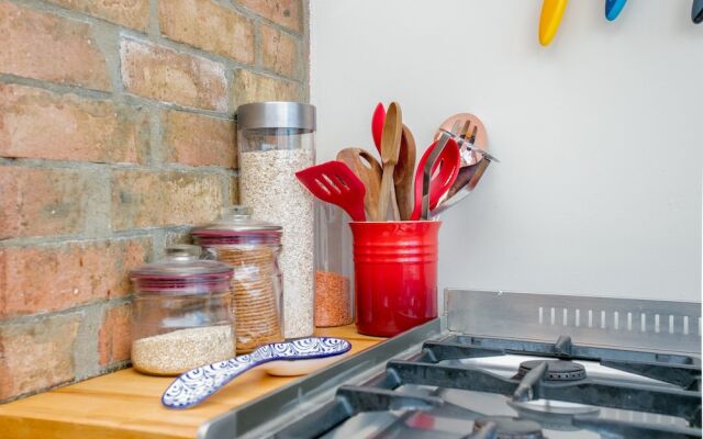 1 Bedroom Flat In Putney