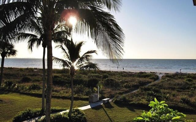 Sandalfoot Beachfront Condominium