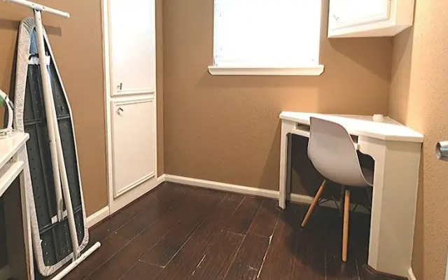 4Bdrm 2Bath 9Beds - 25mins to Downtown