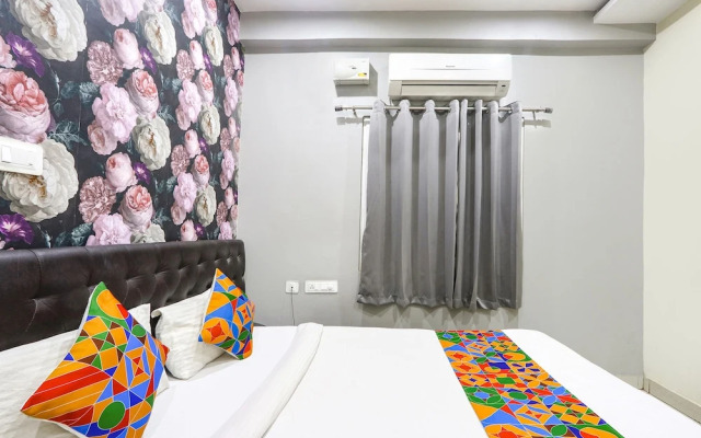 OYO Townhouse 1019 Galaxy Suites