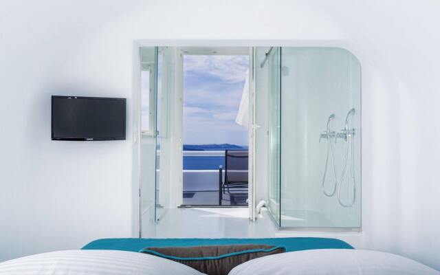 Oia Collection Boutique Suites