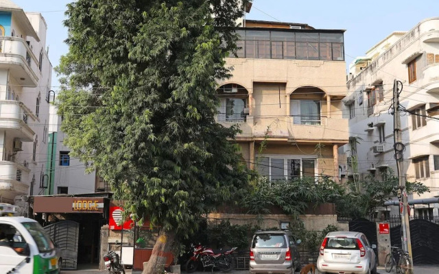 OYO 1219 Hamilton Hotel