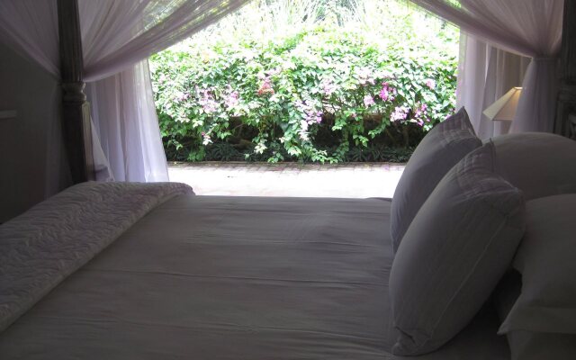 Villa Cepaka Bed & Breakfast