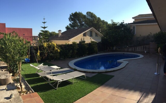 California House Canyelles