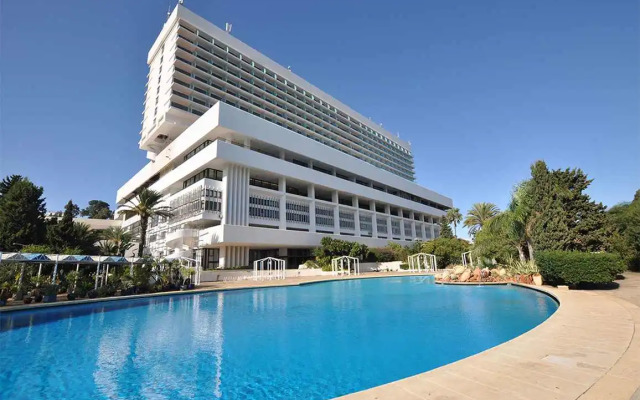 Hotel El Aurassi