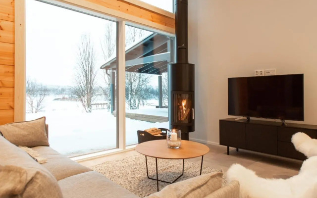 Riverside luxury suites