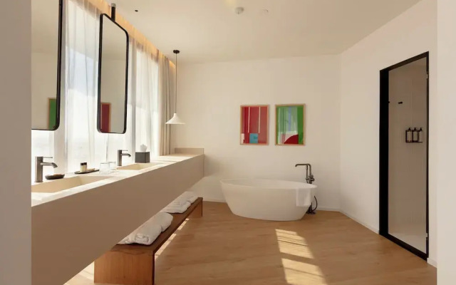 Elisabeth by the Sea Hotel 5*