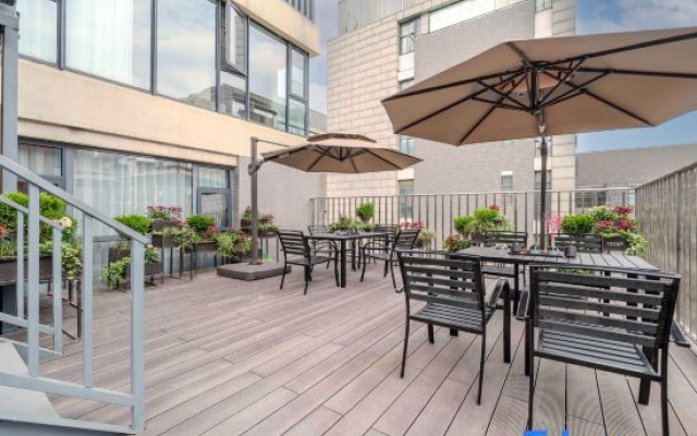 Ezzi hotel