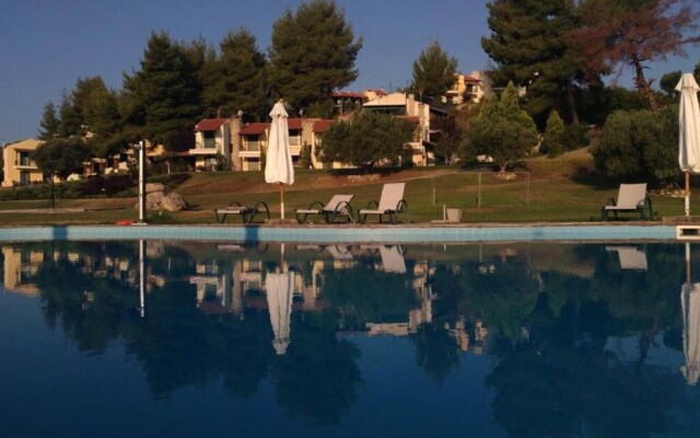 Plagia Shared Pool Maisonette V Hanioti