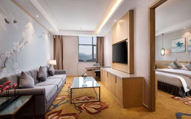 Ramada Plaza by Wyndham Enshi