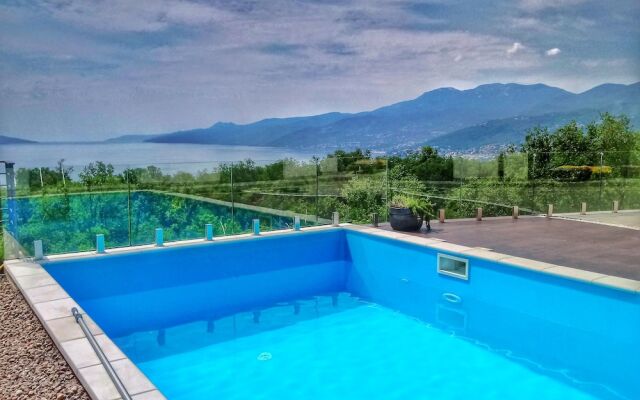 Villa Flora Apartment