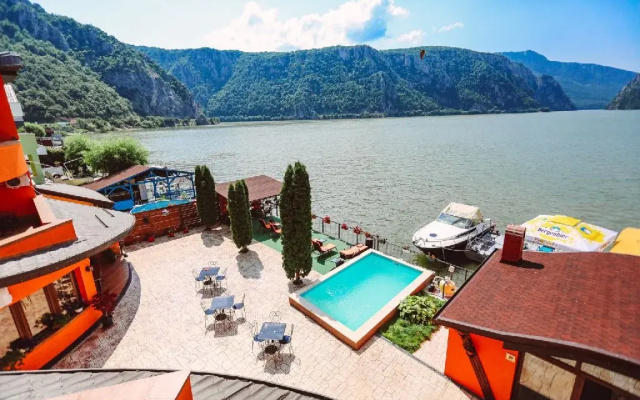 BellaVista Danubio