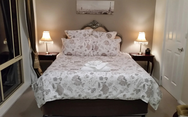 Waterview Gardens B&B