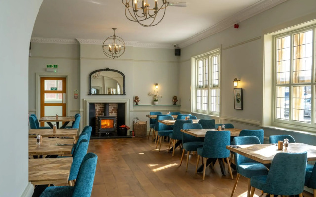 The Golden Lion hotel