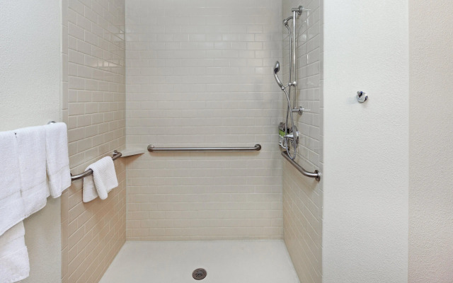 Candlewood Suites Houston North I45 by IHG