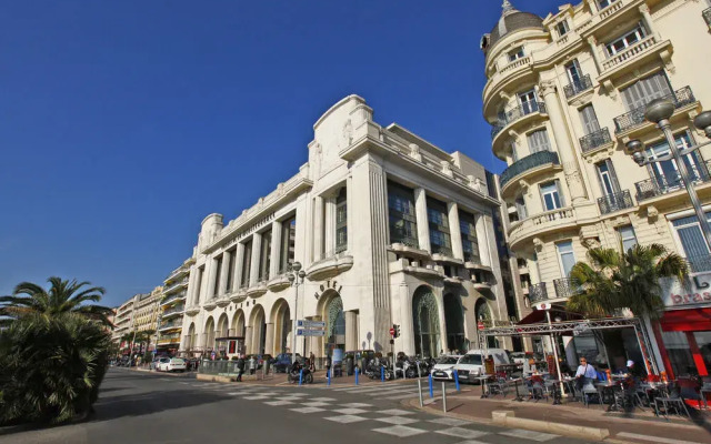 Apartment Mistral