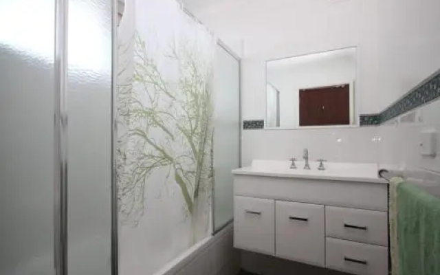 BEACHFRONT 3- 3/12 Bundella Ave LC