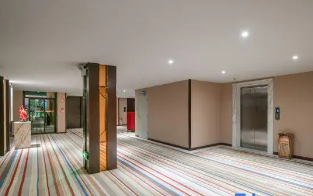 Hu Jing Hotel