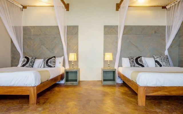 Elephant Plains Lodge
