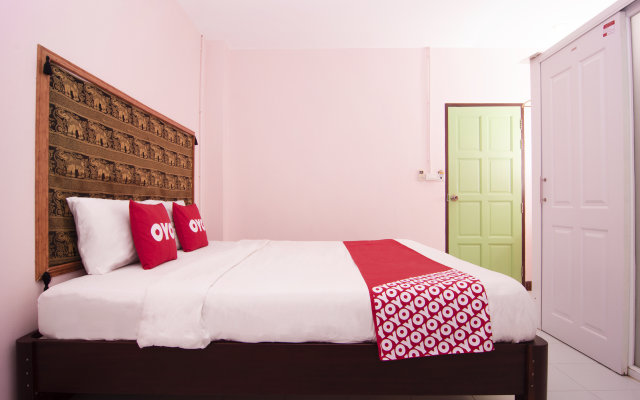 Baan Taklom Chomtalay