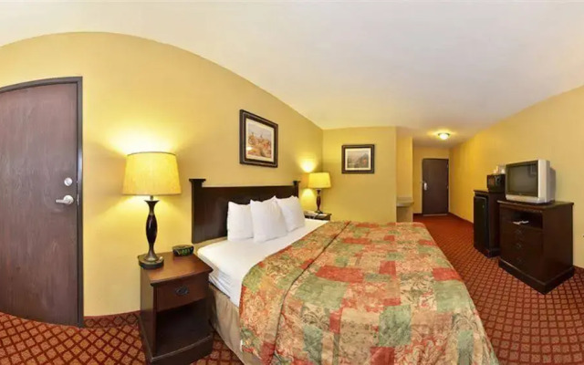 Sleep Inn & Suites