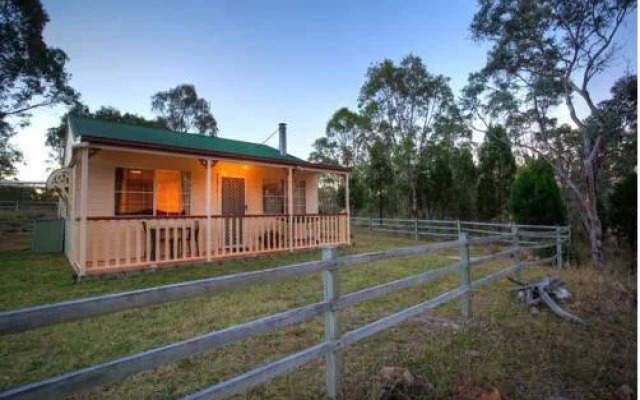 Accommodation Creek Cottages & Sundown View Suites