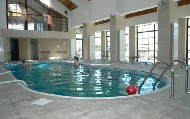 Hotel Confort Suites