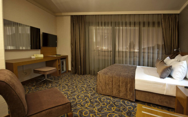 Volley Hotel İzmir