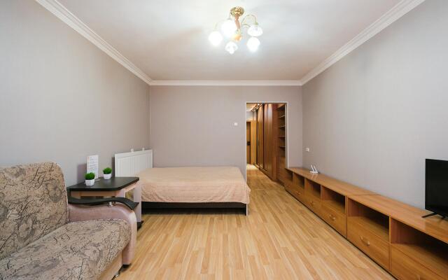 Квартирка-НСК в Горском 82