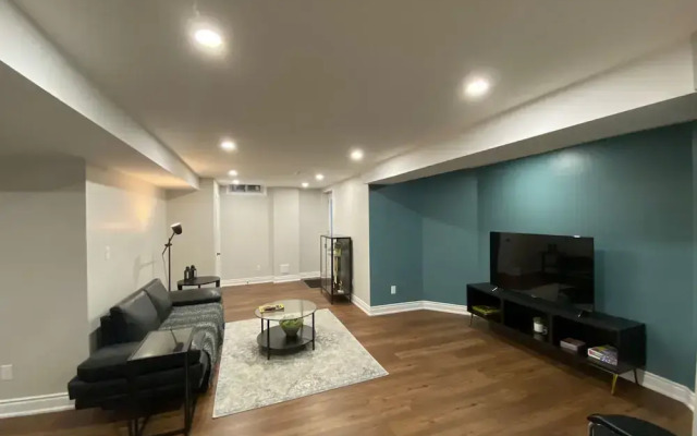 Marvelous Mississauga Family Basement