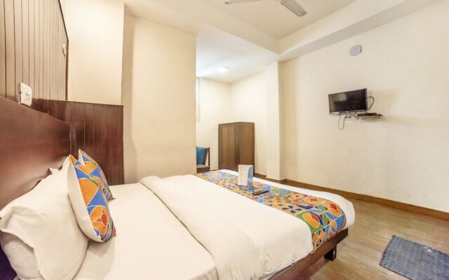 FabHotel The Nest New Delhi Station