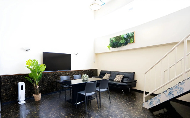 Rycom Crystal Hotel