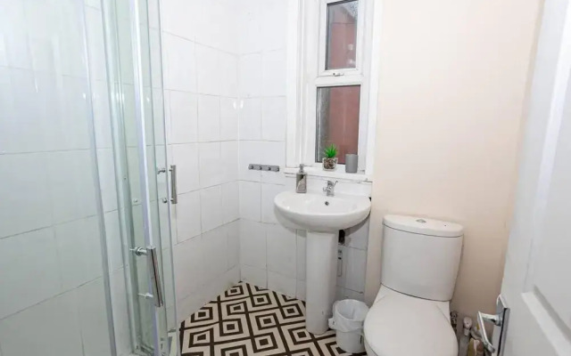 Captivating 5-bed House in Horwich Bolton