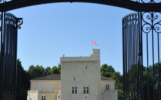 Château Tour Saint-Fort