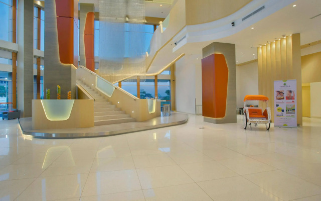 HARRIS Hotel & Conventions Bekasi