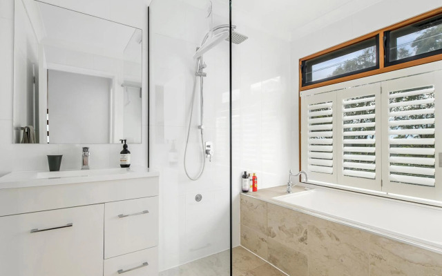 24 Hibiscus Crescent