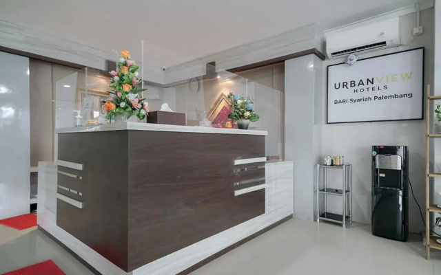 Urbanview Hotel Bari Syariah Palembang By RedDoorz