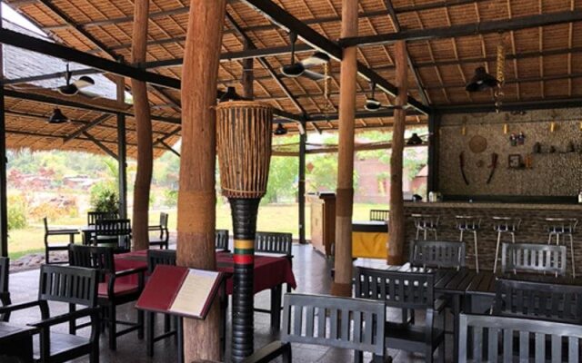 Riverside @ Hsipaw Resort