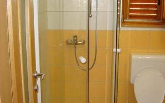 Apartments Ana Sukosan