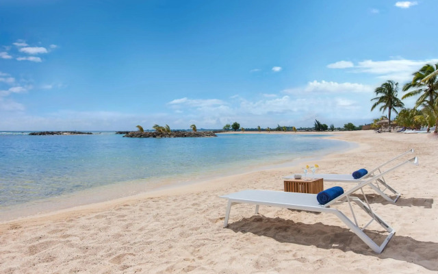 Veranda Pointe Aux Biches Hotel