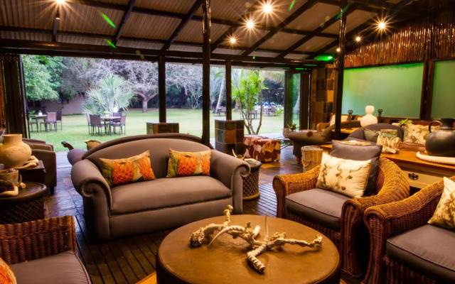 Emdoneni Lodge