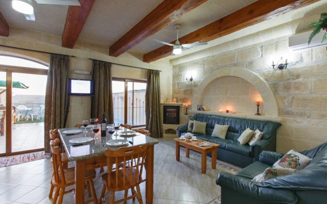 Gawhra - 3 BR Villa with Private Pool - BAG 49938